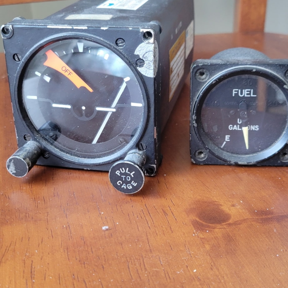 Vintage Aircraft Gauges Set in Black